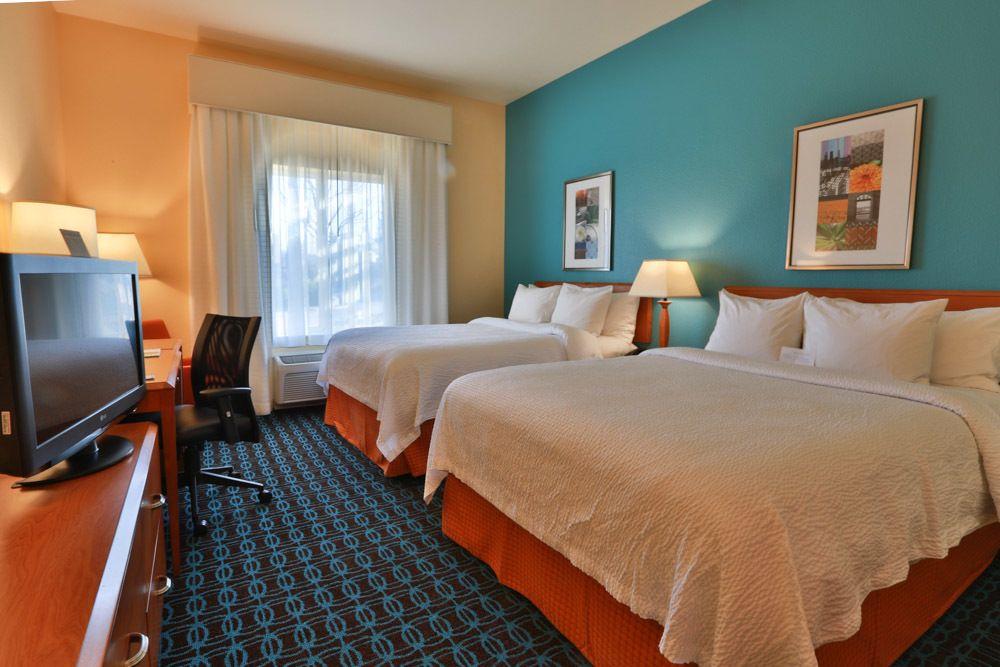 Fairfield Inn & Suites Burlington Ngoại thất bức ảnh