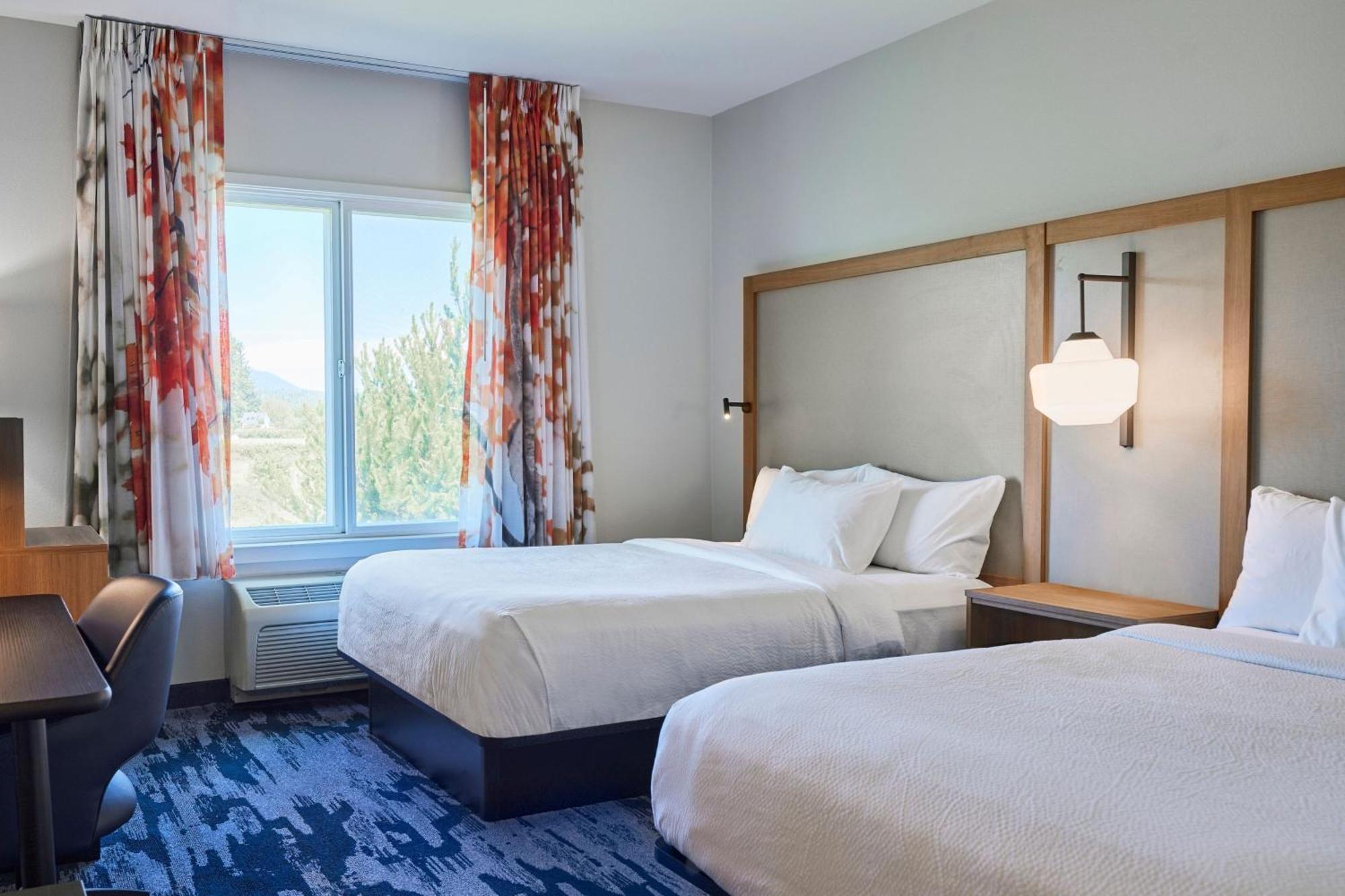 Fairfield Inn & Suites Burlington Ngoại thất bức ảnh