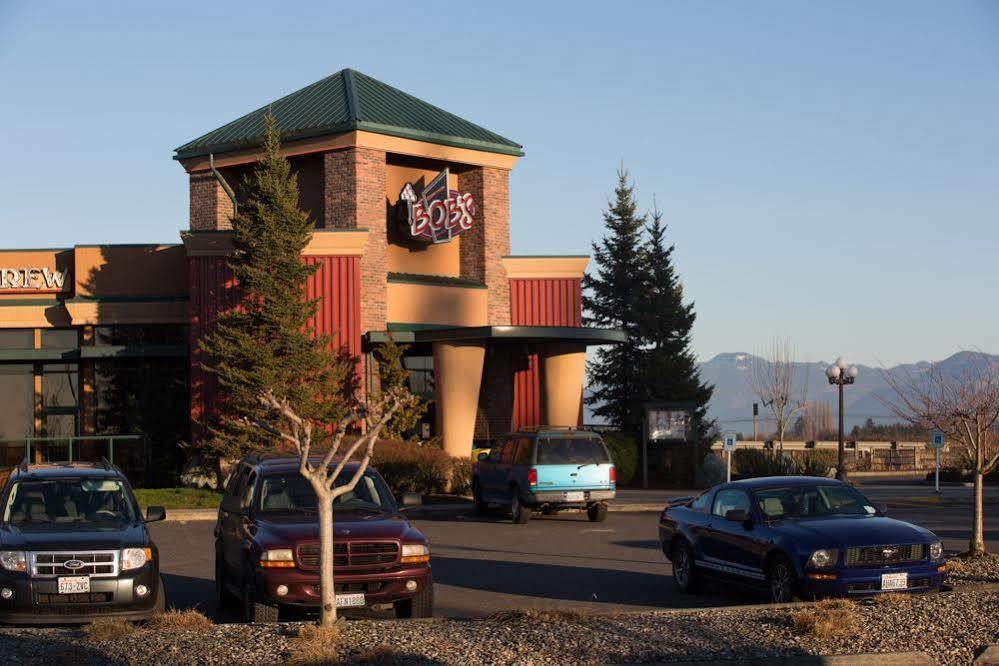 Fairfield Inn & Suites Burlington Ngoại thất bức ảnh